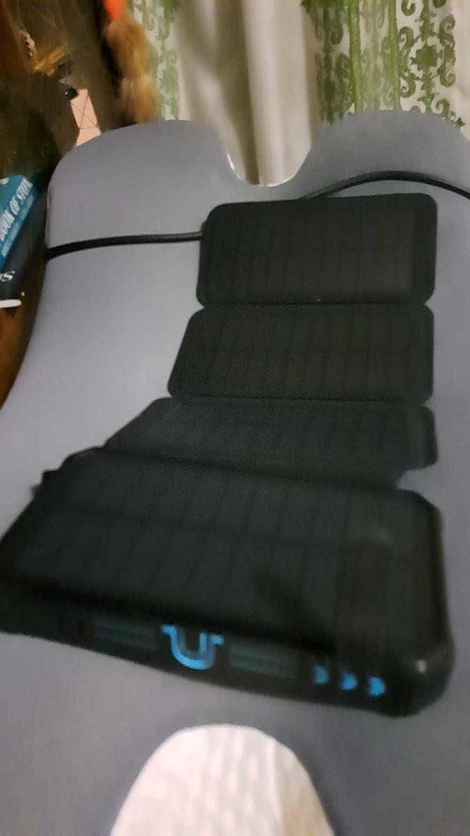 Lonovos 48000mAh Solar Power Bank – 15W Fast Charge, 4 Cables, 7 Outputs